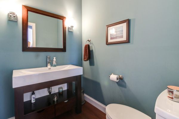 Cost of Powder Room Construction in Lakeville